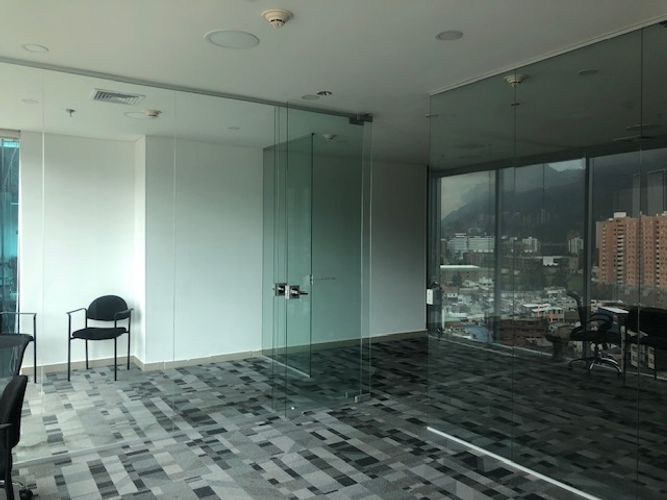 Oficina en  Arriendo en Santa Paula, Bogotá - Miniatura 3