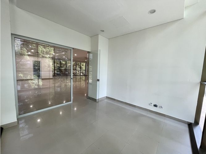 Local en  Arriendo en Milla de Oro, Medellín - Miniatura 10