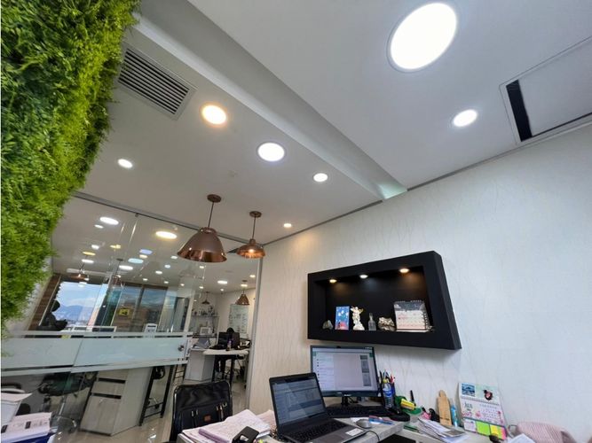 Oficina en  Arriendo en Itaguí - Miniatura 2