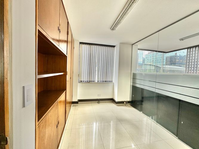 Oficina en  Arriendo en Quinta camacho, Bogotá - Miniatura 13
