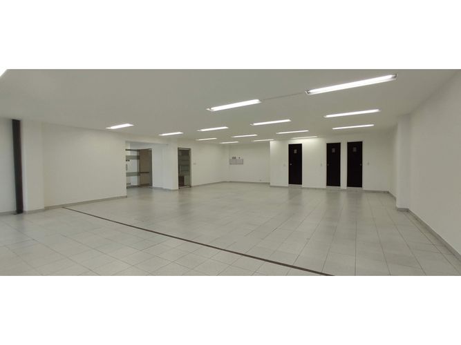 Oficina en  Arriendo en Fontibon, Bogotá - Miniatura 13