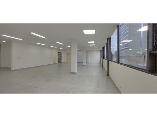 Oficina en  Arriendo en Fontibon, Bogotá - Miniatura 18