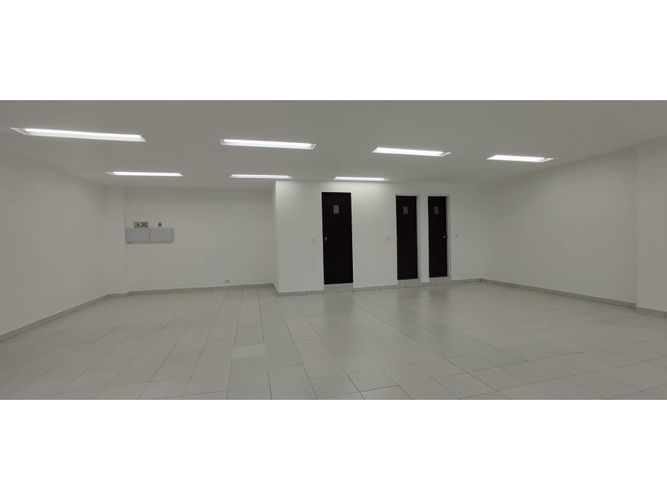 Oficina en  Arriendo en Fontibon, Bogotá - Miniatura 21