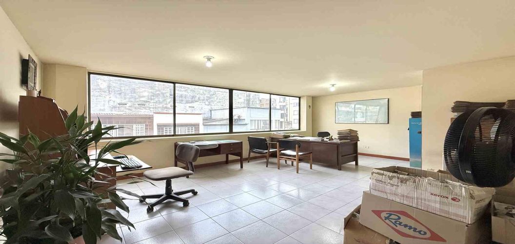 Oficina en  Venta en Sector plaza de bolivar, Pereira - Imagen 1