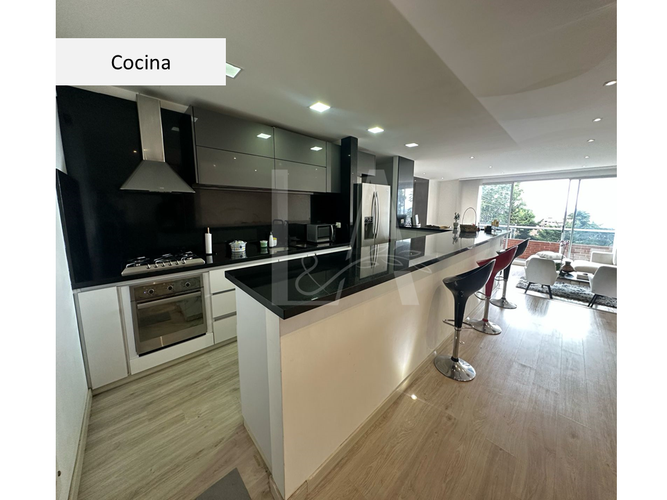 Apartamento en venta en Los rosales, Bogotá - Imagen 1
