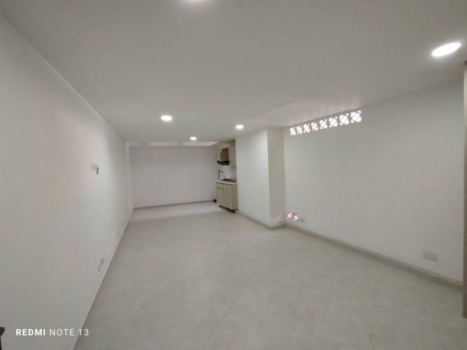 Apartaestudio en  Arriendo en Monteazul, Sabaneta - Miniatura 2