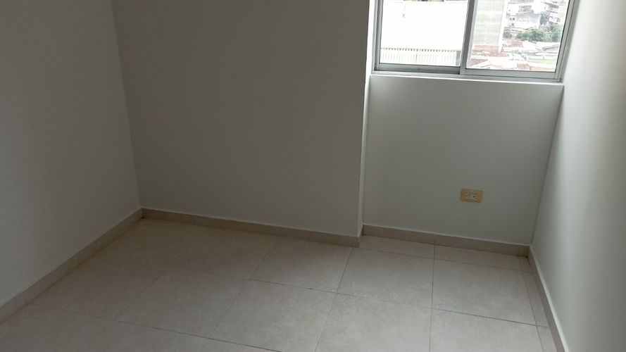 Apartamento en  Venta en Universidad, Bucaramanga - Miniatura 3