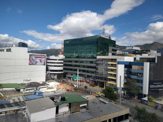 Oficina en  Arriendo en Bogotá - Miniatura 4