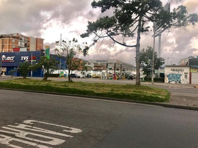 Local en  Venta en Bogotá - Miniatura 4