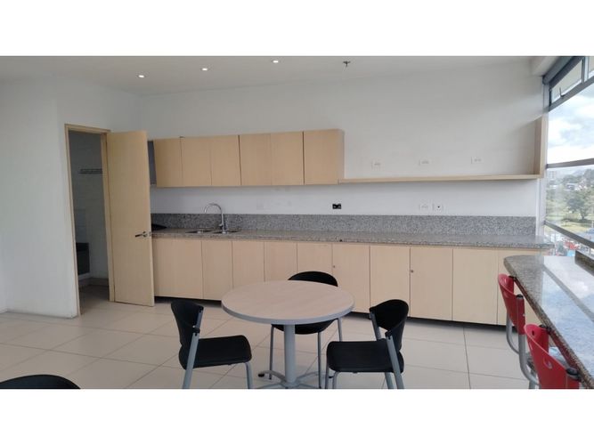 Oficina en  Arriendo en Engativa, Bogotá - Miniatura 12