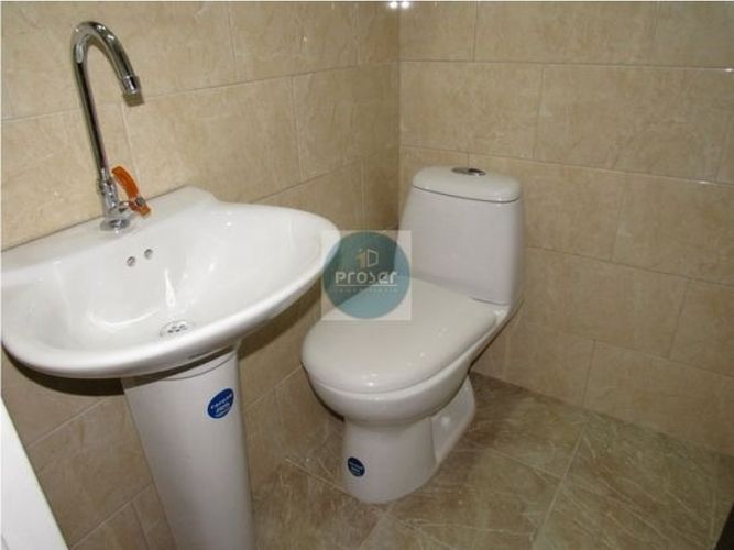 Oficina en  Arriendo en Laureles, Medellín - Miniatura 9