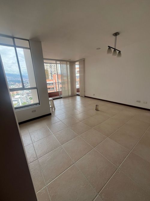 Apartamento en  Arriendo en Castropol, Medellín - Imagen 1