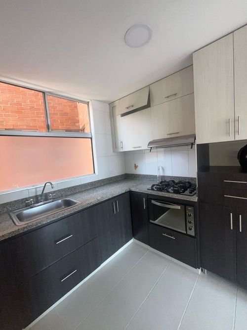 Apartamento en  Arriendo en Castropol, Medellín - Miniatura 6