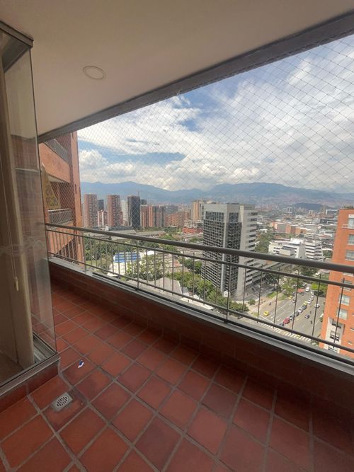 Apartamento en  Arriendo en Castropol, Medellín - Miniatura 11