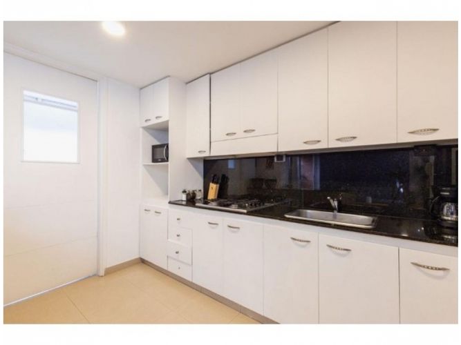 Apartaestudio en  Venta en El Poblado, Medellín - Miniatura 6
