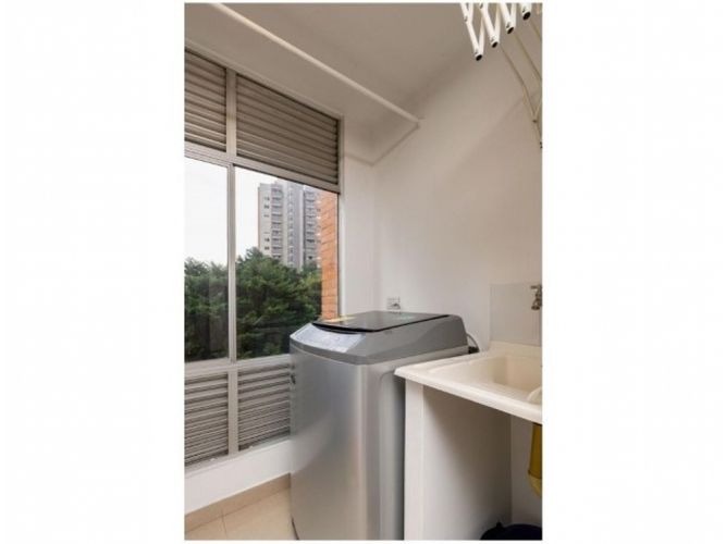 Apartaestudio en  Venta en El Poblado, Medellín - Miniatura 9