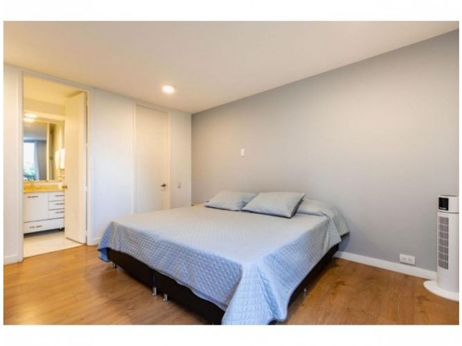 Apartaestudio en  Venta en El Poblado, Medellín - Miniatura 12