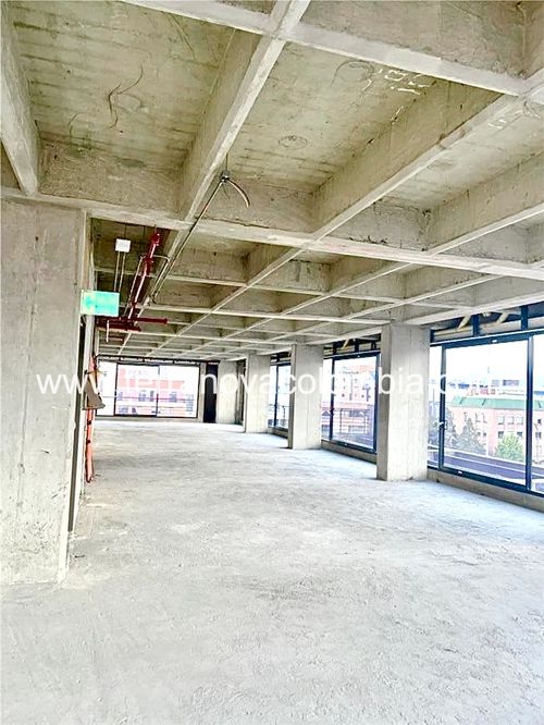 Edificio en  Arriendo en Santa Barbara, Bogotá - Miniatura 18