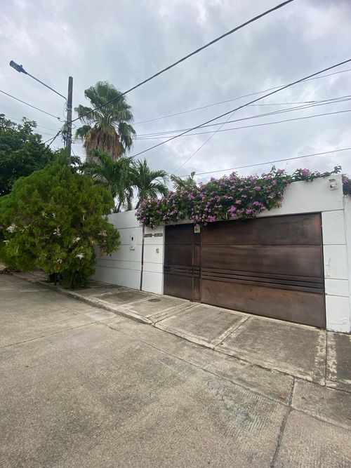 Casa en  Venta en Girardot - Imagen 1