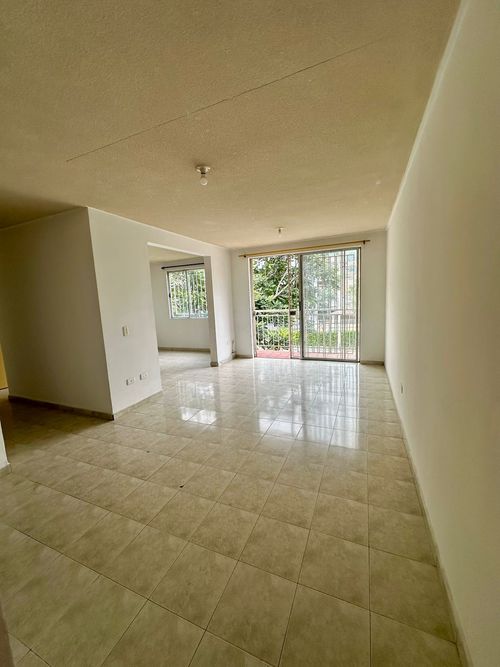 Apartamento en  Venta en El refugio, Cali - Miniatura 4