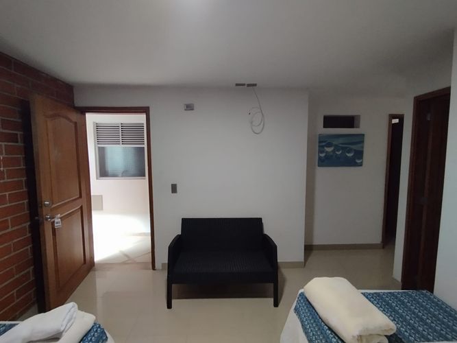 Apartaestudio en  Arriendo en Laureles, Medellín - Imagen 1