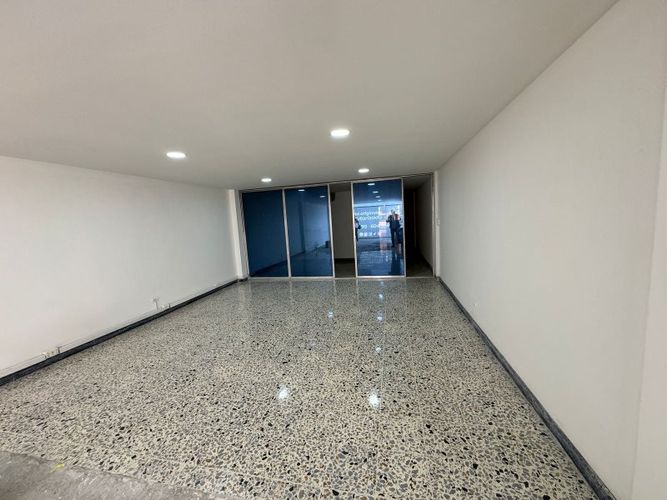 Oficina en  Arriendo en Urbanizacion carlos e restrepo, Medellín - Imagen 1