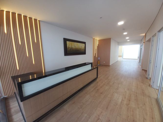 Oficina en  Arriendo en Santa barbara occidental, Bogotá - Miniatura 2