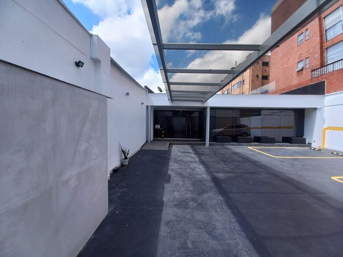 Oficina en  Arriendo en Santa barbara occidental, Bogotá - Miniatura 14