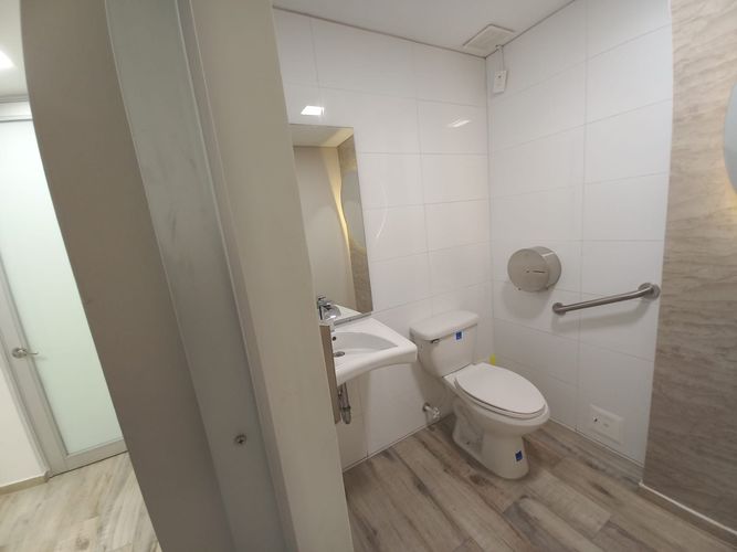 Oficina en  Arriendo en Santa barbara occidental, Bogotá - Miniatura 17