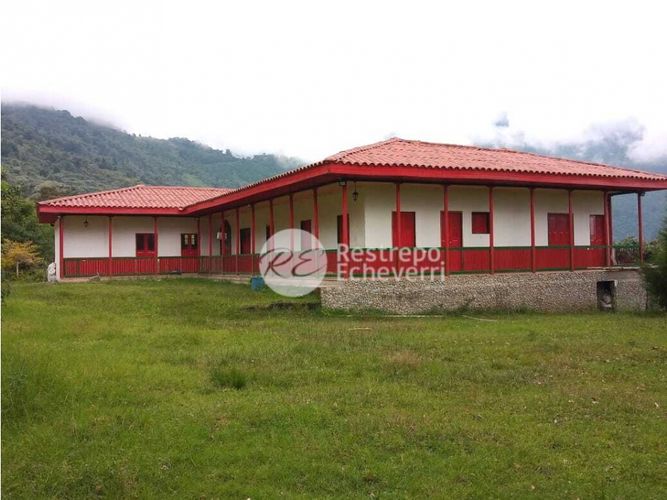 Finca en  Venta en Manzanares - Miniatura 2