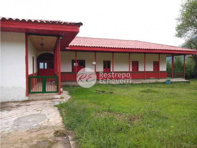 Finca en  Venta en Manzanares - Miniatura 3