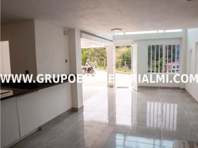 Apartaestudio en  Venta en Alto la compa�ia, San vicente - Imagen 1