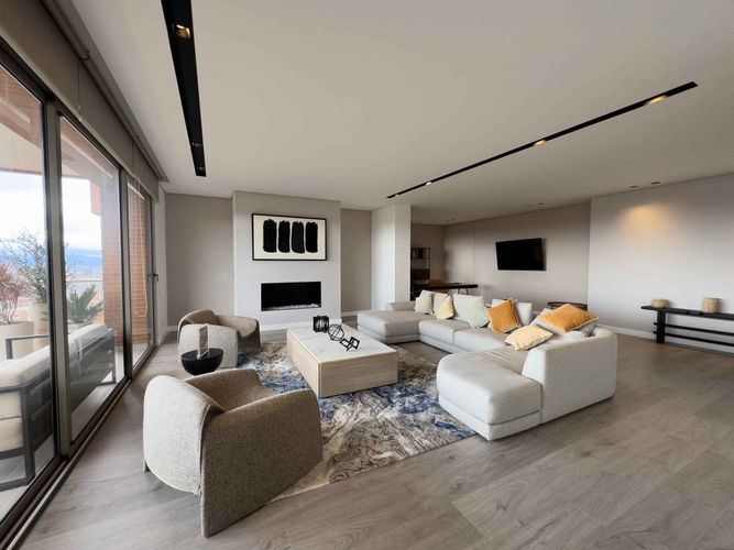 Apartamento en  Venta en Santa barbara alta, Bogotá - Miniatura 2