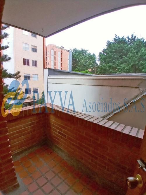 Apartamento en arriendo en Laureles, Medellín - Miniatura 4