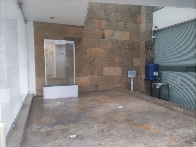 Edificio en arriendo en Los cambulos, Cali - Miniatura 24