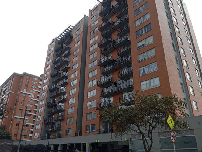 Apartamento en  Arriendo en Hayuelos, Bogotá - Imagen 1