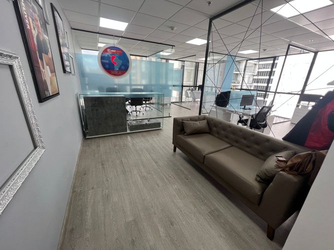 Oficina en  Arriendo en Chico norte, Bogotá - Miniatura 2