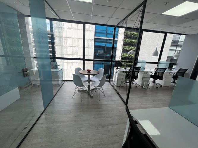 Oficina en  Arriendo en Chico norte, Bogotá - Miniatura 3