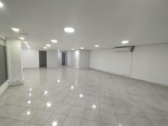 Local en  Arriendo en Centro, Medellín - Miniatura 2