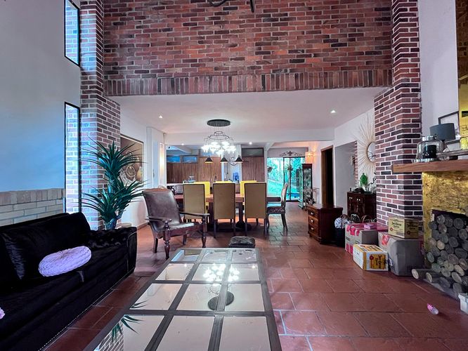 Casa en  Arriendo en Envigado - Miniatura 2
