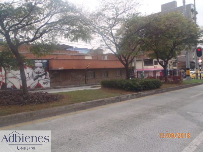 Edificio en  Venta en Belén, Medellín - Imagen 1