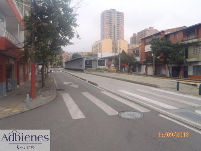 Edificio en  Venta en Belén, Medellín - Miniatura 2