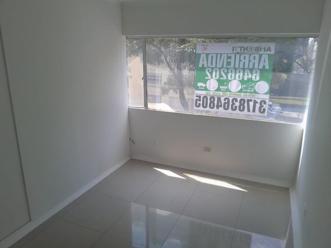 Oficina en  Arriendo en Lago gaitan, Bogotá - Miniatura 7