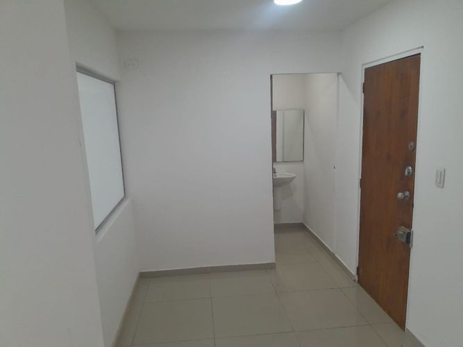 Oficina en  Arriendo en Lago gaitan, Bogotá - Miniatura 9