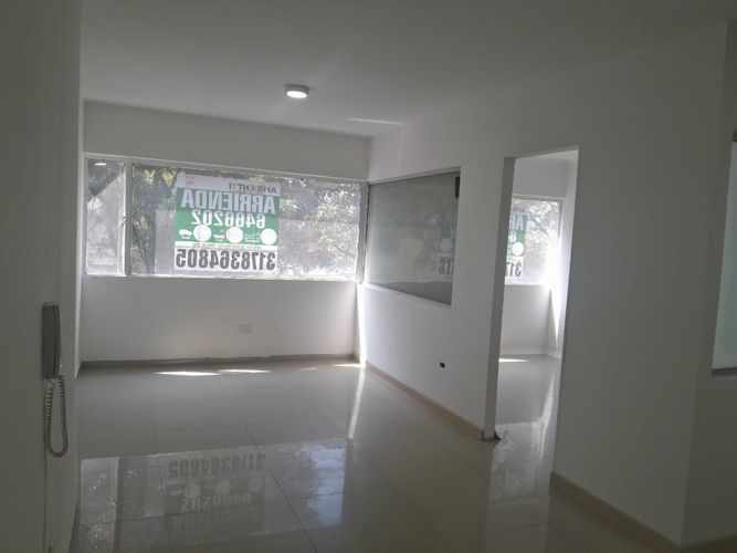 Oficina en  Arriendo en Lago gaitan, Bogotá - Miniatura 12