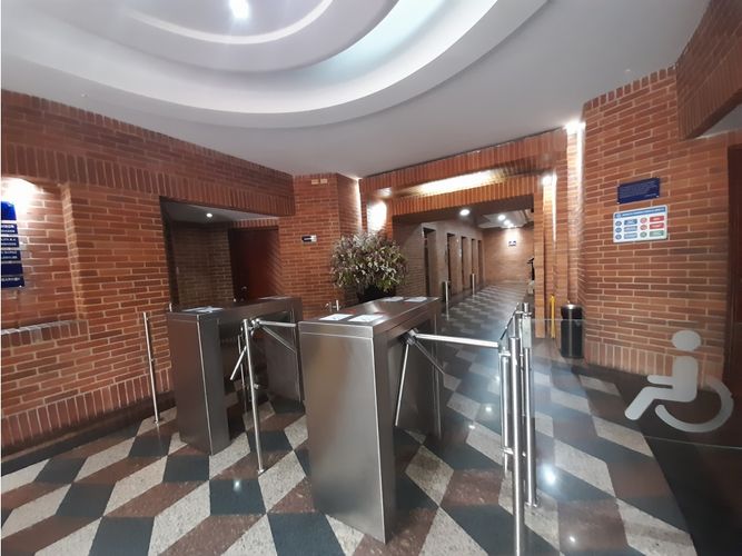Oficina en  Arriendo en Zona chapinero, Bogotá - Miniatura 3