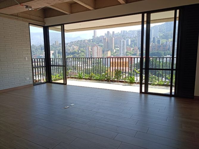 Apartaestudio en  Arriendo en Ciudad del Río, Medellín - Imagen 1