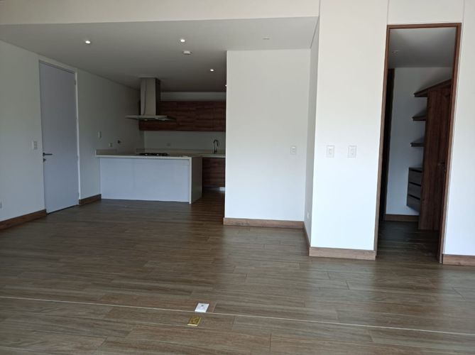 Apartaestudio en  Arriendo en Ciudad del Río, Medellín - Miniatura 2