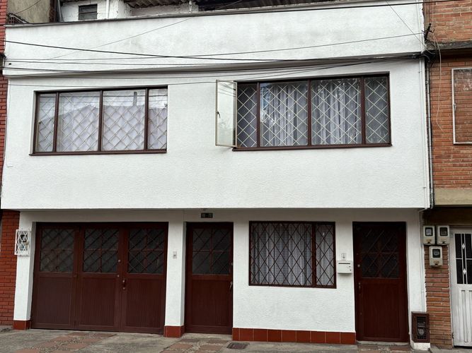 Casa en  Venta en San cipriano, Bogotá - Imagen 1