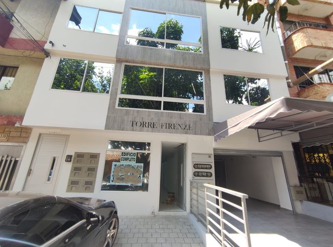 Edificio en  Arriendo en Estadio, Medellín - Imagen 1